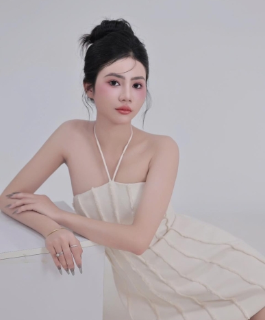 LAYOUT NGHỆ THUẬT